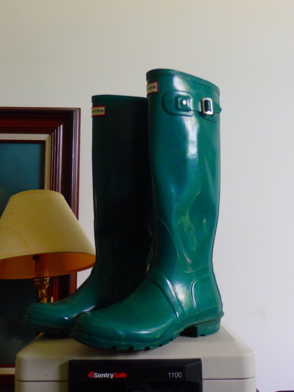Emerald Green Tall Hunter rain boots wellies good shape size 9